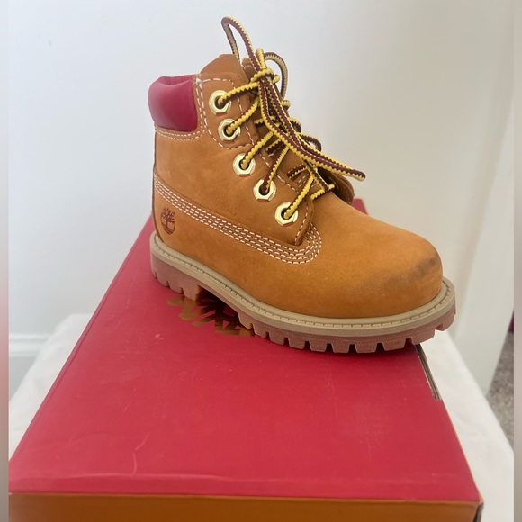 Timberland Toddler Brown and Red Boots - Picture 1 of 4